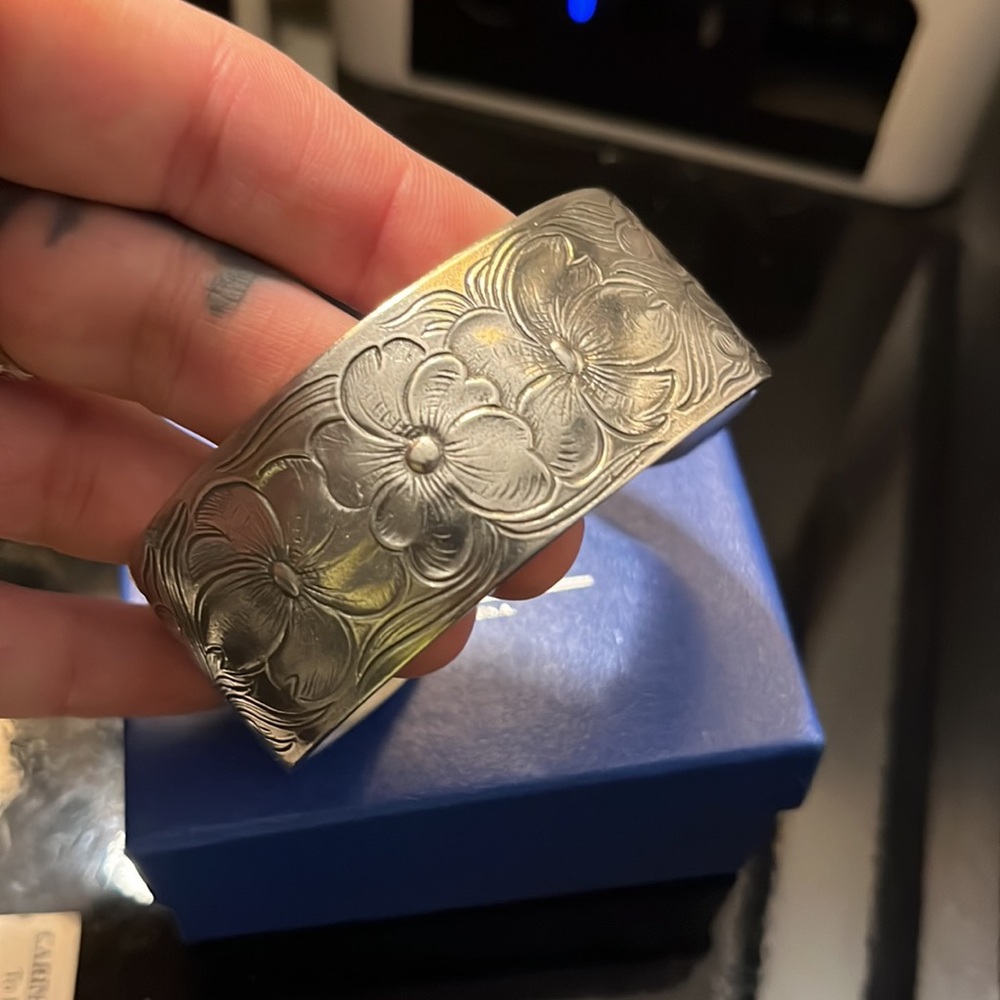 Salisbury pewter July cuff bracelet